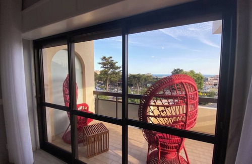 Estoril Condo | Estoril Casino 3 Bedrooms With Pool