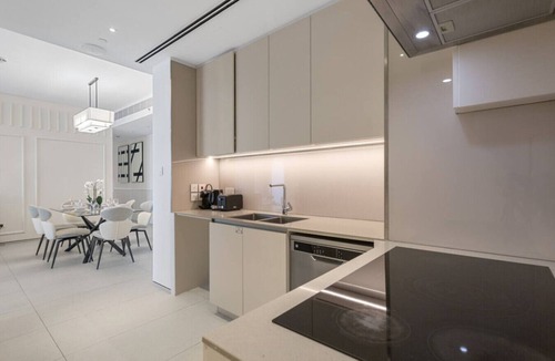 Dubai Marina Apartment | Exceptional high floor 3bed apartment by Suiteable