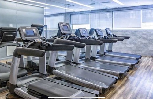 Bloor-Yorkville Apartment | Executive two bedroom condo in Toronto’s prized Yorkville