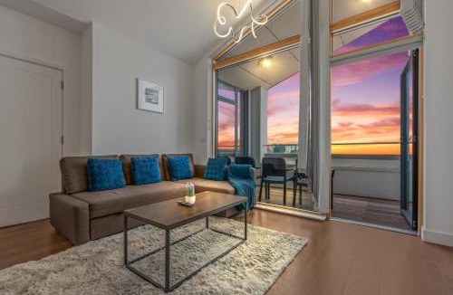 West Ham Apartment | Family-Friendly 2 bedrooms flat with 2bath in Stratford
