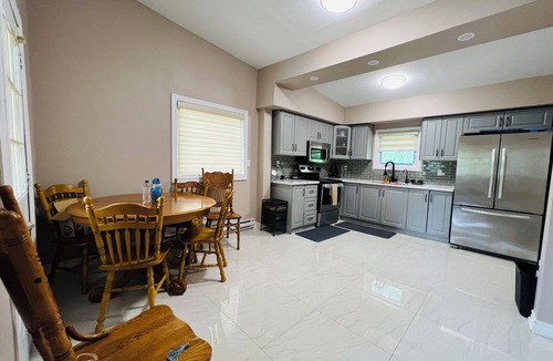 Tudor and Cashel Cottage | Family friendly Beautiful country style 3-bedroom cottage in Gilmour