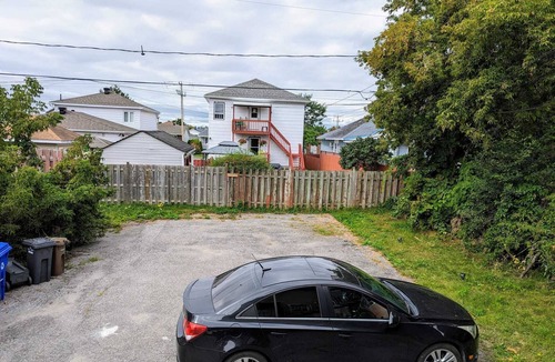 Gatineau Apartment | Family Friendly Home close to Downtown Ottawa