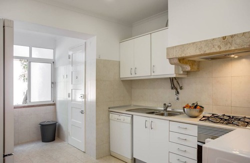 Sao Joao de Deus Apartment | Family Tailor Made Flat in Areeiro