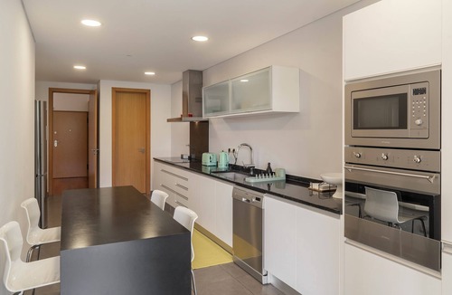 Sao Pedro Condo | Fantastic pool in the city center!