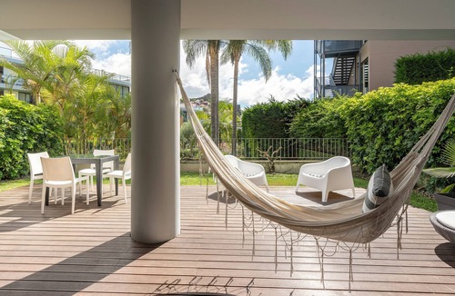 Sao Pedro Condo | Fantastic pool in the city center!
