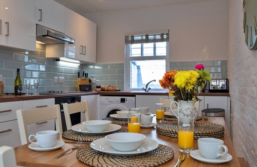 Dalbury Lees Cottage | Farmhouse Cottage, Nether Burrows
