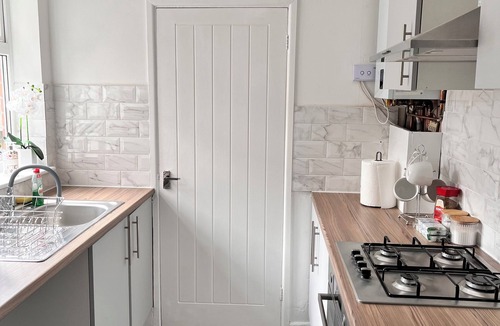 Nottingham House | FEEL AT HOME AWAY FROM HOME