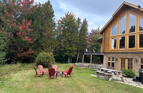 Fiddler Lake Resort House | Fiddler Lake 72 Canadian cottage