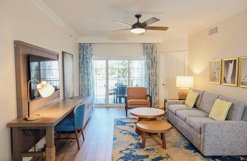 Paradise Island Resort | 𝐅𝐢𝐧𝐝𝐢𝐧𝐠 𝐌𝐞𝐢𝐥𝐢- Ultimate Bahamian Adventure at Harborside Resort! 1BR