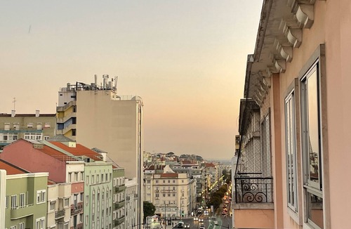 Sao Joao de Deus Apartment | Flattered to be in Lisboa N