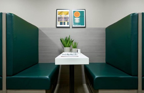 Lincoln Apartment | For Students Only - Modern Rooms in Lincoln