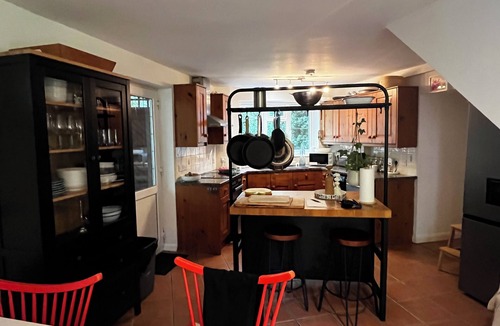 Arundel House | Forest House Arundel. Sleeps 12. Two nights minimum stay