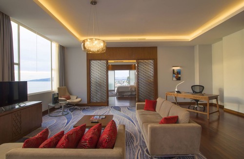 Manado City Centre Hotel | Four Points by Sheraton Manado