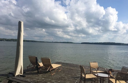 Grey Highlands Cottage | Four Season Waterfront Cottage on Lake Eugenia