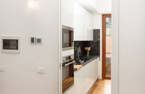 Navigli Apartment | FREE Parking - 5 Star - Sauna Luxury Apartment