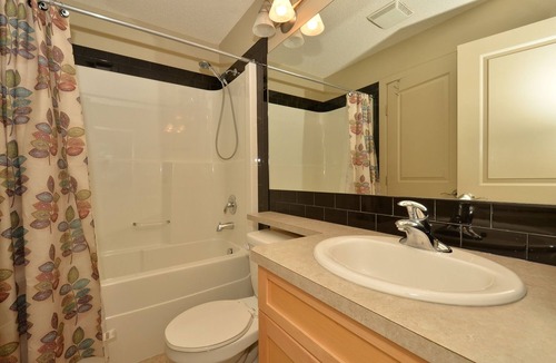 Lake Bonavista Condo | Fully Furnished Executive Suite Close to Transit and Amenities
