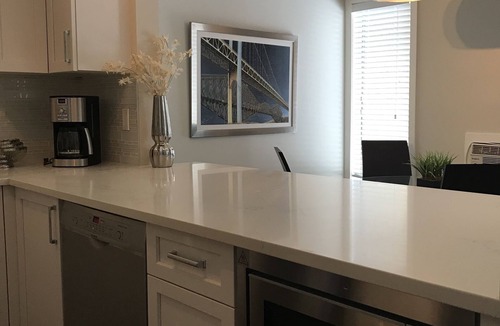 Saskatoon Apartment | Fully Renovated 2 Bed, 1 Bath Apartment near 8th Street