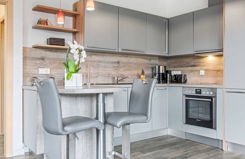 Kuehlungsborn Villa | Gartenlounge Glückspilz OFC 27 - Ferienhaus Gartenlounge