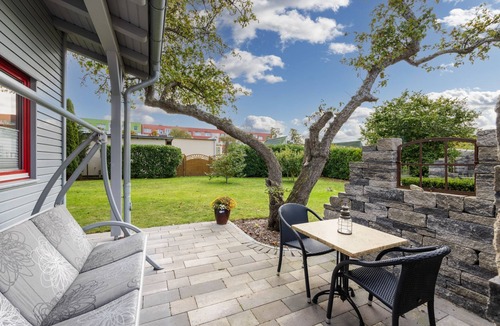 Kuehlungsborn Villa | Gartenlounge Glückspilz OFC 27 - Ferienhaus Gartenlounge