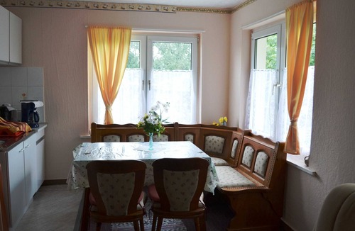 Dobbin-Linstow Apartment | Gemütliche Ferienwohnung, Separater Eingang - Ferienwohnung Tatzel