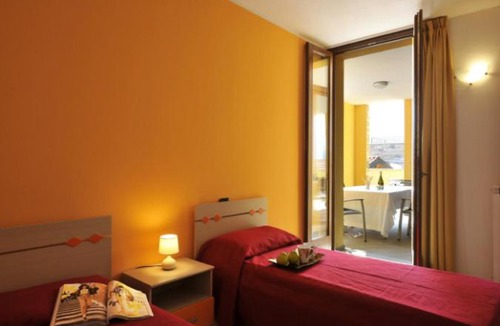Germasino Apartment | Germasino Apartment Sleeps 8 Pool