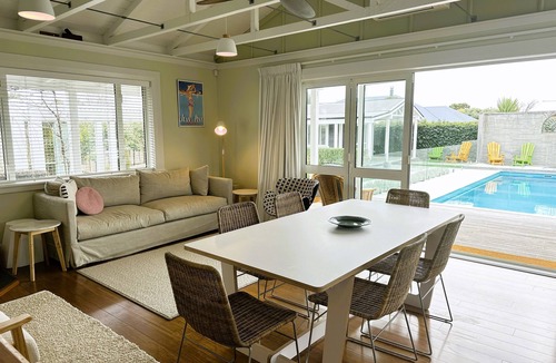 Martinborough House | Getaway on Grey - Pool and 4 bedrooms