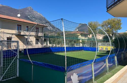 Toscolano Maderno Apartment | Giardino dei Colori 212 Pool and family friendly