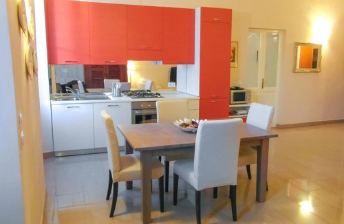 Domaso Apartment | GiardinoLago Arancio Holiday flat on the lake with pool