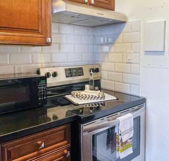 Rosedale Apartment | Glenview West Apt w Patio - Near Downtown