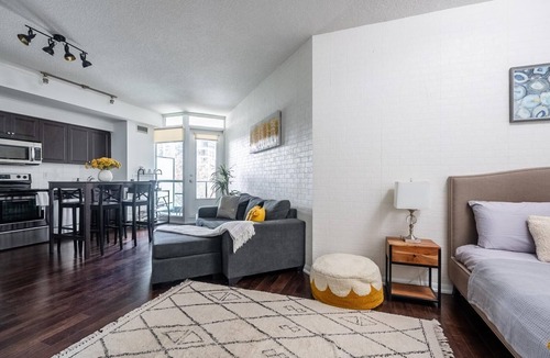 Fort York Condo | GLOBALSTAY. Modern 1 Bedroom + Den Unit Downtown