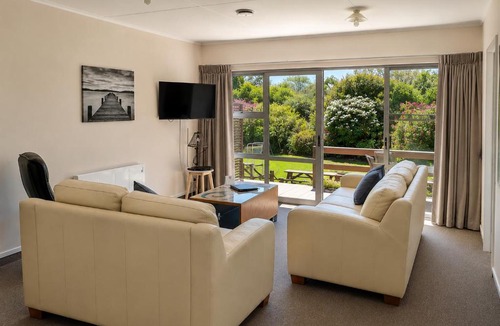 Takaka Hotel | Golden Bay Motel