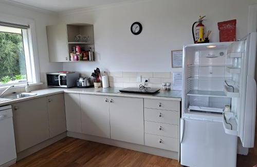 Brightwater House | Golden Hills Farm Cottage with Swimming Pool