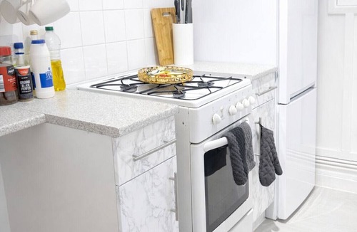 Islington Apartment | Golden North London luxury home