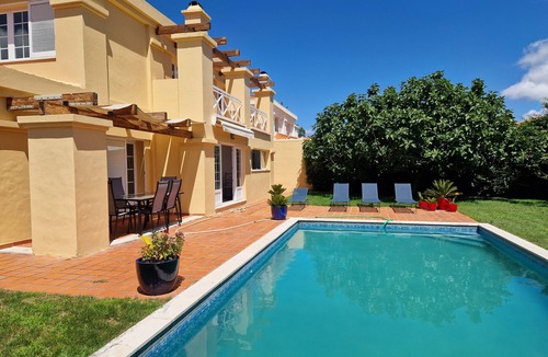 Sao Pedro de Penaferrim Ski Chalet | GOLF LOVERS PARADISE 4BR VILLA WITH POOL