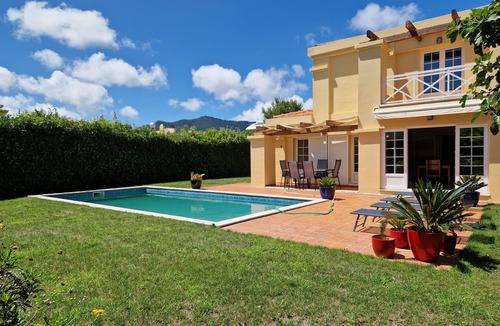 Sao Pedro de Penaferrim Ski Chalet | GOLF LOVERS PARADISE 4BR VILLA WITH POOL