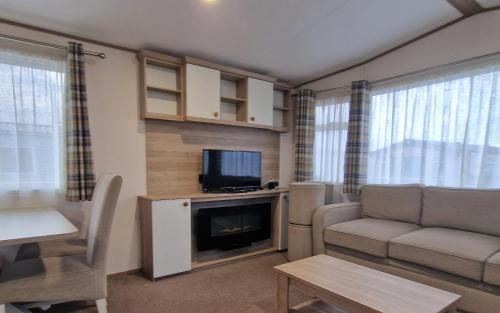 Selsey House | Gracie, West Sands Holiday