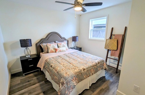Drummond-North Elmsley Hotel | Great Blue Resorts - McCreary's Beach
