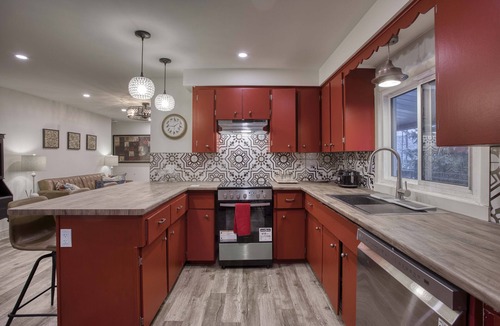 Lincoln Apartment | Great for Couples or Family in Niagara Wine Country