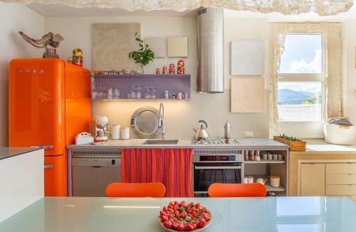 Ispra Apartment | Great Lake View Artist's Apartment