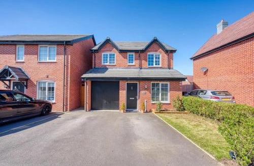 Rugby House | Guest Favourite - Home from Home