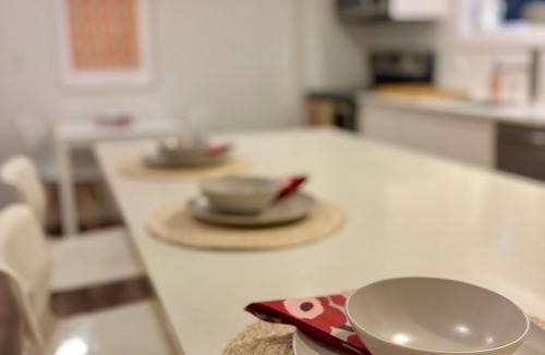 Kitsilano House | Guest suite in Kitsilano - Walking distance to beaches & shops.