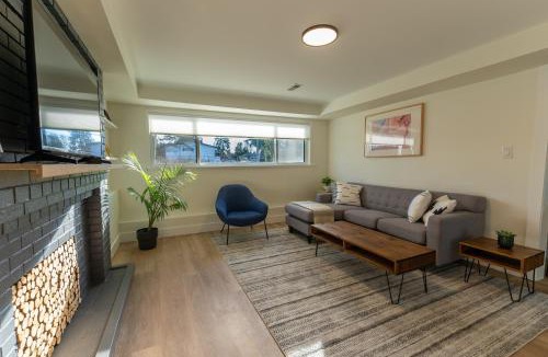 Port Coquitlam House | Guest Suite steps away from parks, trails & transit.