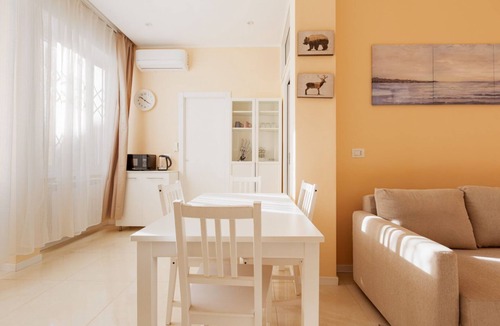 Turro Apartment | GuestHost - Nice apartment of 44 sqm, located on the mezzanine floor of a building WITHOUT elevator, able to accommodate up to 2 people! The accommodation is located in a strategic position equipped with the main services: restaurants, bars, supermarkets