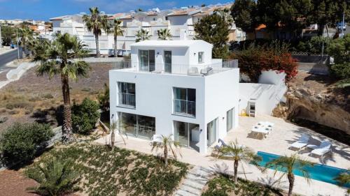 Pedras Pretas House | GuestReady - A delightful stay in Porto Santo