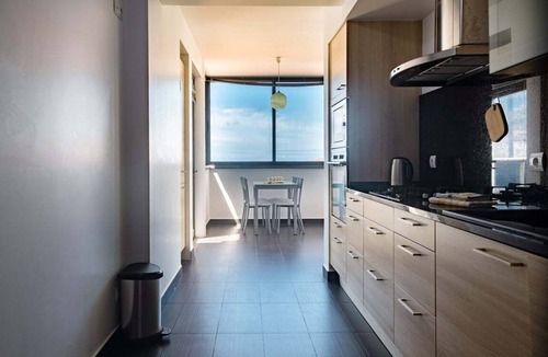 Canico Apartment | GuestReady - Sea-View Stay