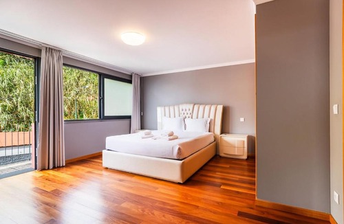 Sao Roque House | GuestReady - Tyler house in Funchal