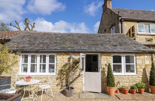 Greetham Cottage | HALLIDAY’S COTTAGES - THE COTTAGE, pet friendly in Cottingham