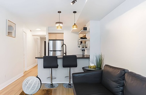 Downtown Toronto Hotel | Harbour Downtown