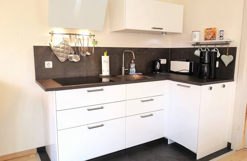 Kuehlungsborn Apartment | Haus Bernstein WE 4: bright and modern 2-room apartment with south-west facing balcony