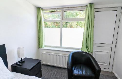 Oxford Apartment | Hawthorn Studio - Self Contained One-Bed Studio Flat